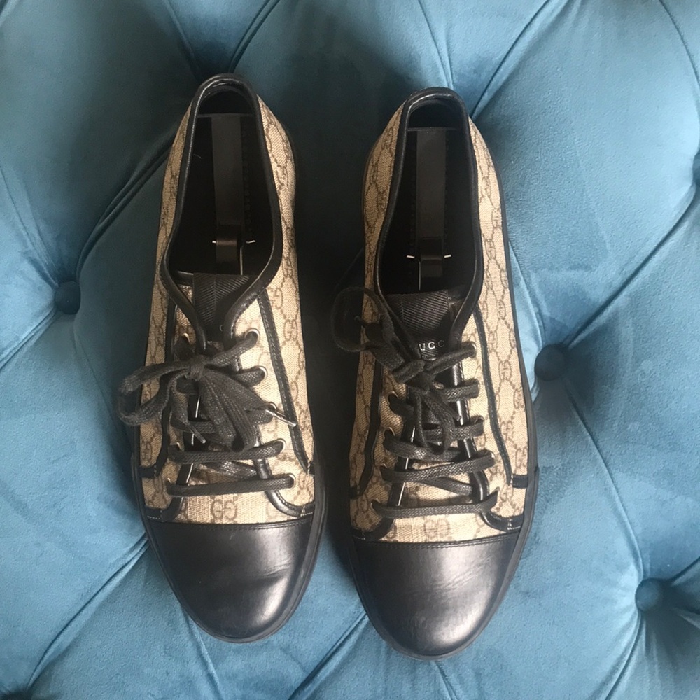 Gucci tennis sneakers. Men size 10.